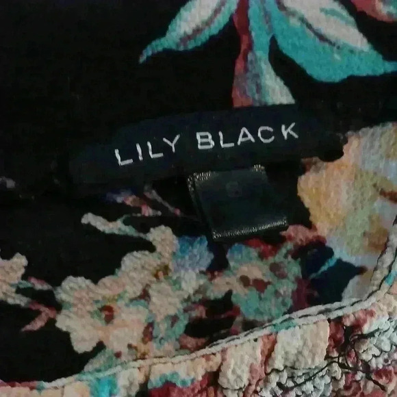 Lilly black cold shoulder blouse size small - Picture 7 of 16